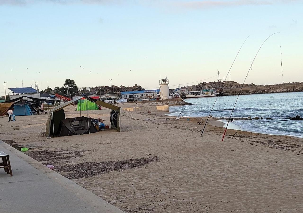 فيلا Seaside Minbak محافظة غوسونغ المظهر الخارجي الصورة